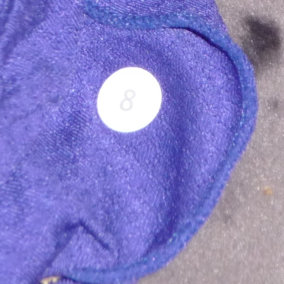 lululemon athletica Racerback Bra Tank Sz 8 - Picture 3 of 3